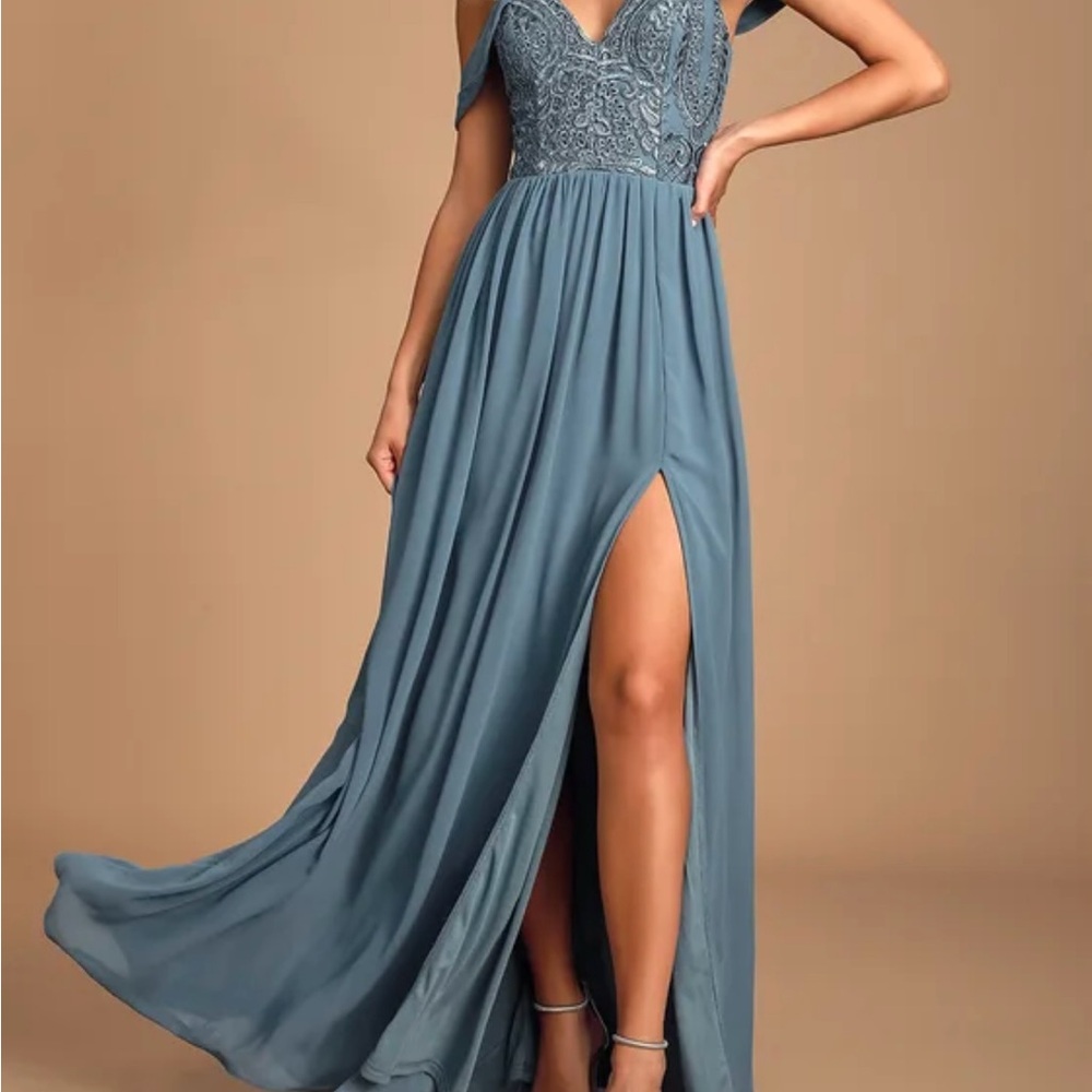 Lulu's Blue Maxi Gown with V-Neck and Flutter Sleeves